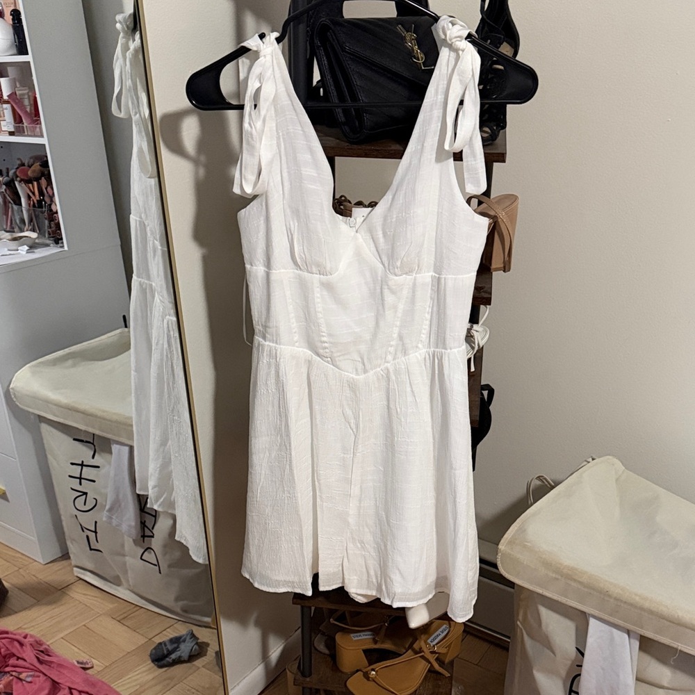 PacSun White Sleeveless Tie-Strap Romper